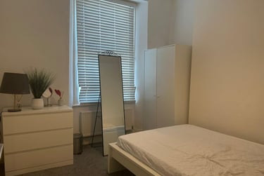 2 bed flat, Plym Street, Greenbank, Plymouth, PL48NS - Image 7